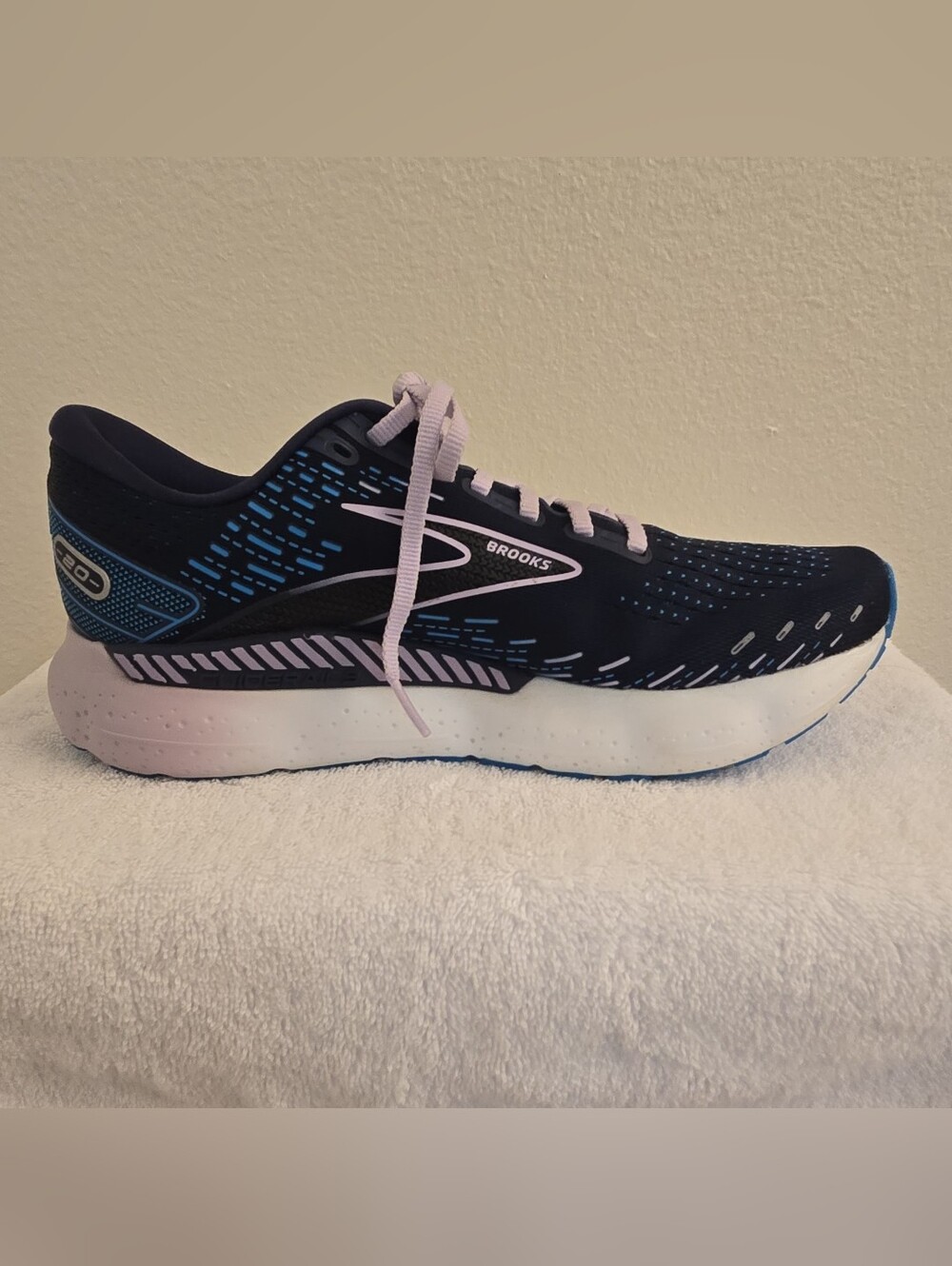 Brooks Glycerin GTS 20 Peacoat Lace Up Mesh Blue Women's Low Top Sneakers - Picture 4 of 8